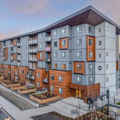 Saunders Apartments - Victoria